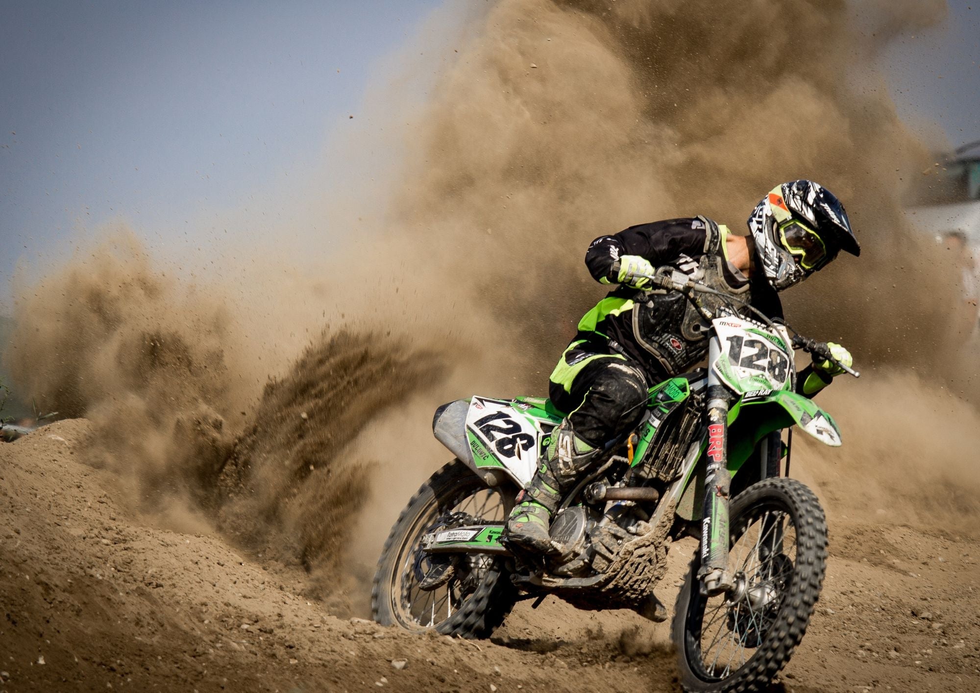 Descubre el mundo de las motos de trial: equilibrio, precisión y dominio total